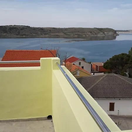 Studio Apartman Ražanac